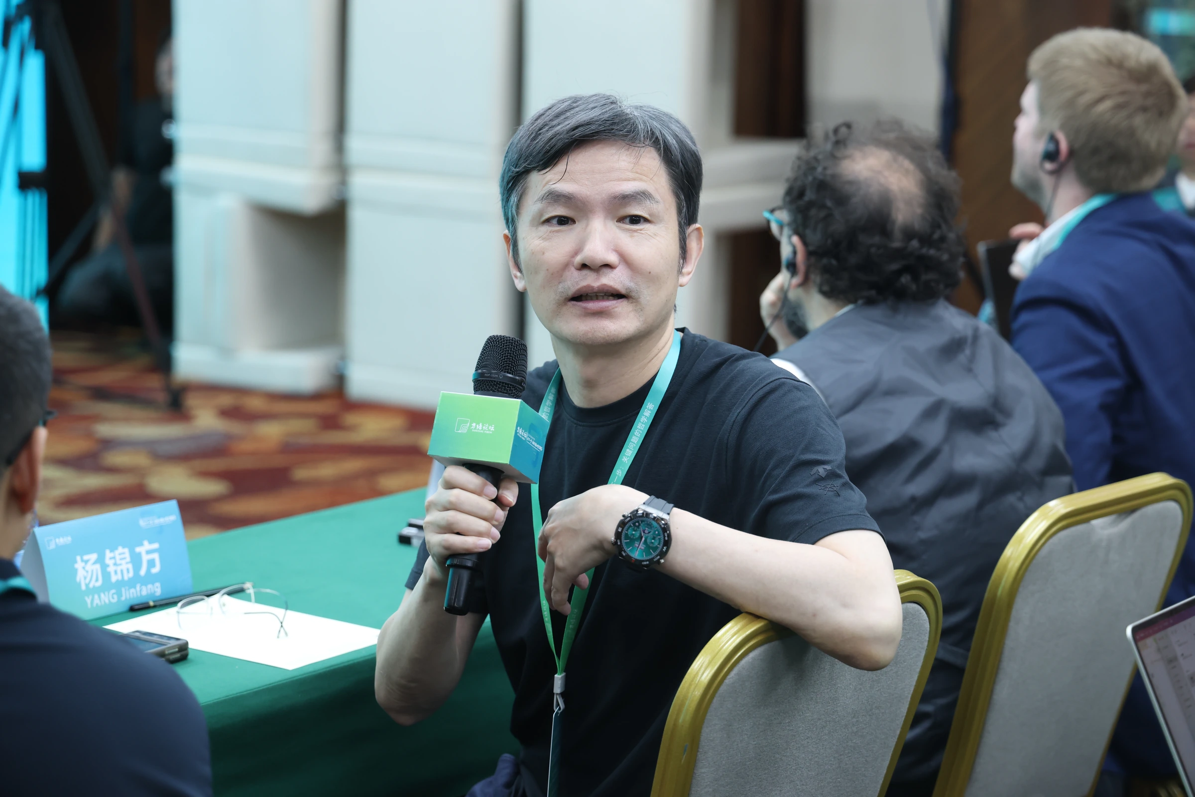 杨锦方在2026方塘论坛 ai4H 专题研讨中回应现场观众提问